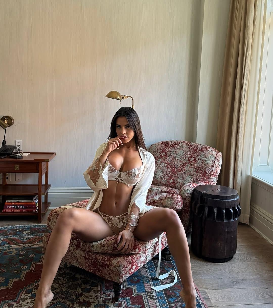 Тоня привлекальеная девушка из Полярные зори цена от 8000 руб