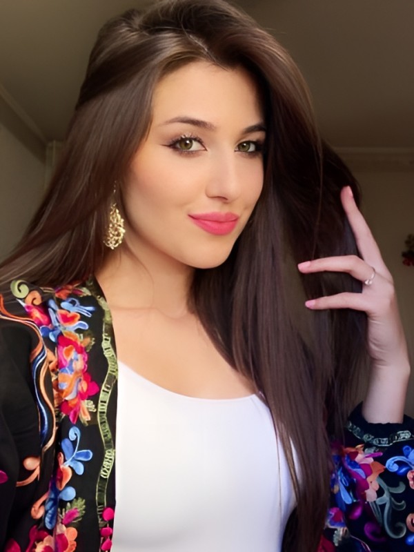 Элеонора привлекательная девушка из Полярные зори цена от 1500 руб