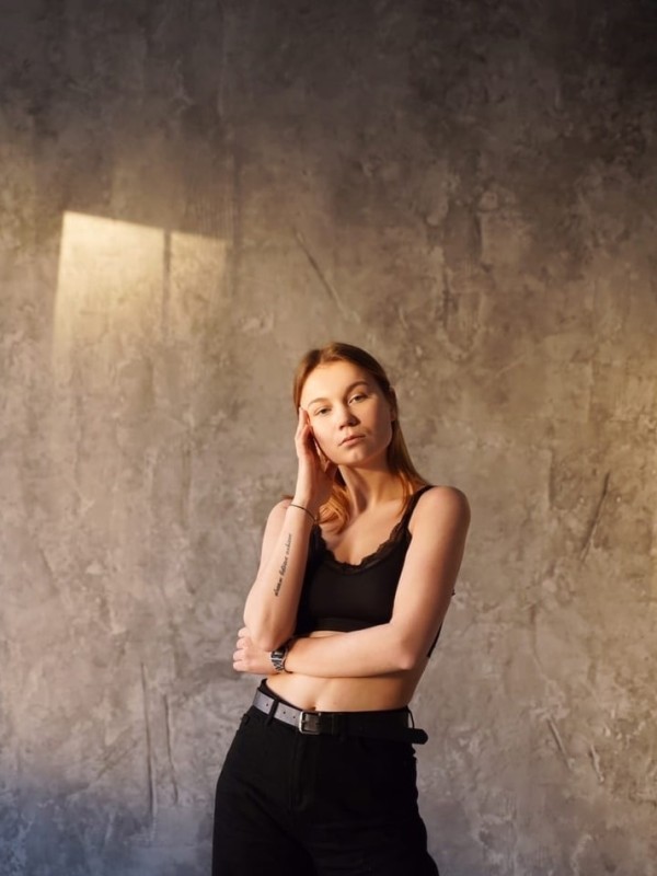 Ульяна привлекательная девушка из Полярные зори цена от 8000 руб