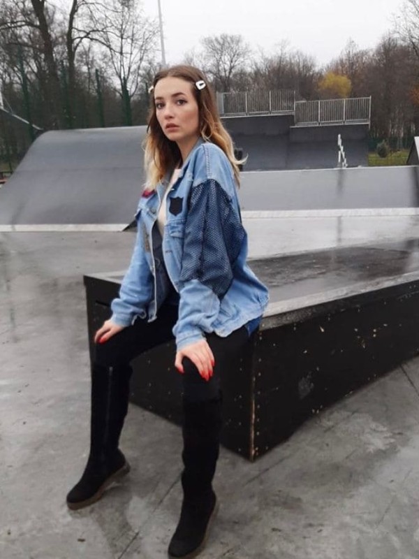 🎥 Наденька привлекательная девушка из Полярные зори цена от 5000 руб