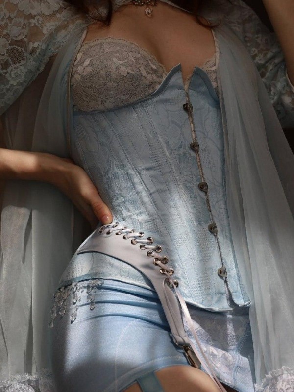 Ирина привлекательная девушка из Полярные зори цена от 7000 руб